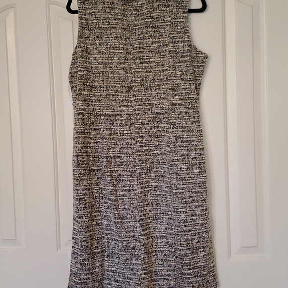 NWT Very nice zip front boucle dress - Picture 6 of 6